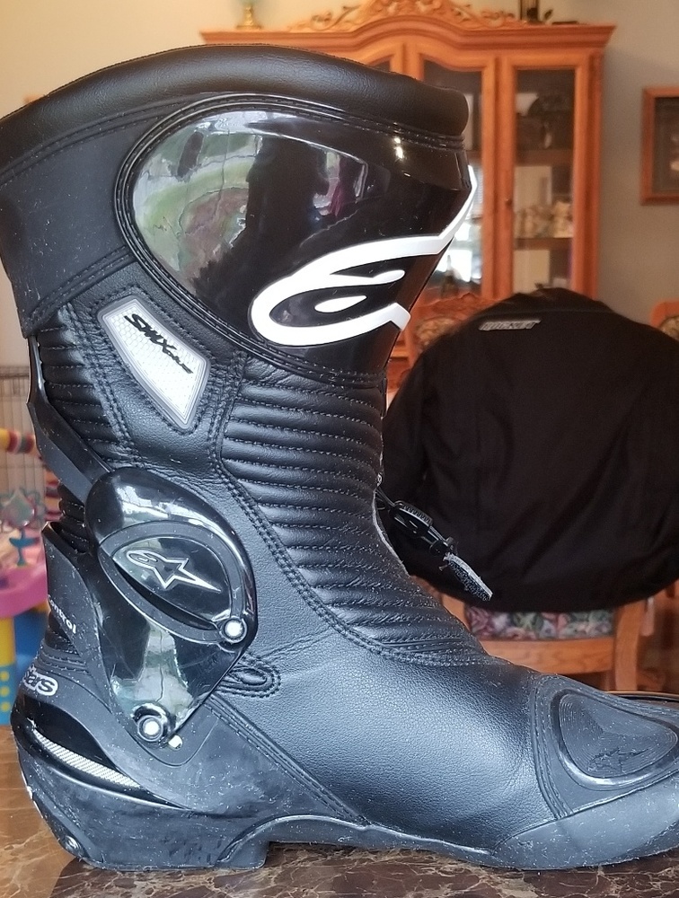 Alpinestars SMX racing boots.